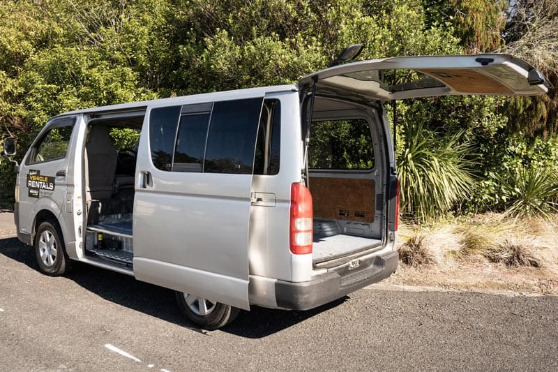 The Benefits of Budget Van Hire for a Smooth Move